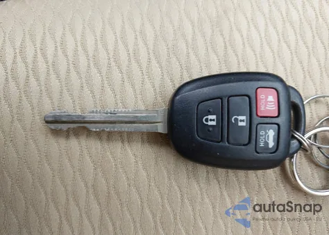 2019 Toyota Corolla Le from USA, damaged, VIN 2T1BURHE3KC183338